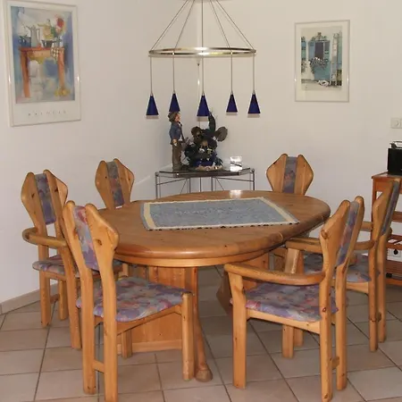 Apartment (80 m²), 2 Schlafzimmer und 1 eigene Badezimmer in Steibis Oberstaufen