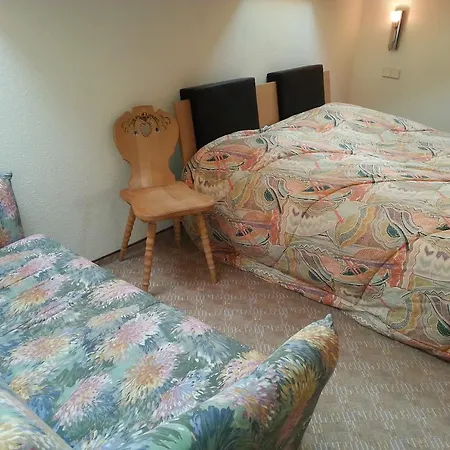 Apartment (80 m²), 2 Schlafzimmer und 1 eigene Badezimmer in Steibis